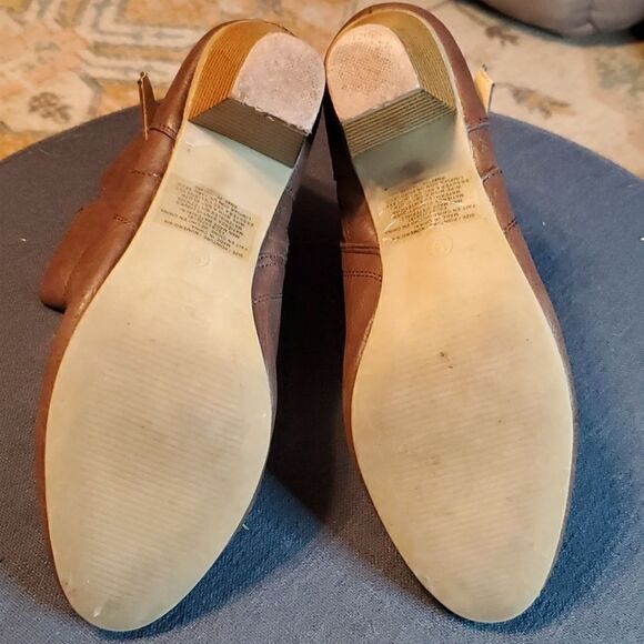 Brown Wrap Strap Ankle Booties US 9M Medium Zip Up Rina Boots Excellent - Picture 7 of 9